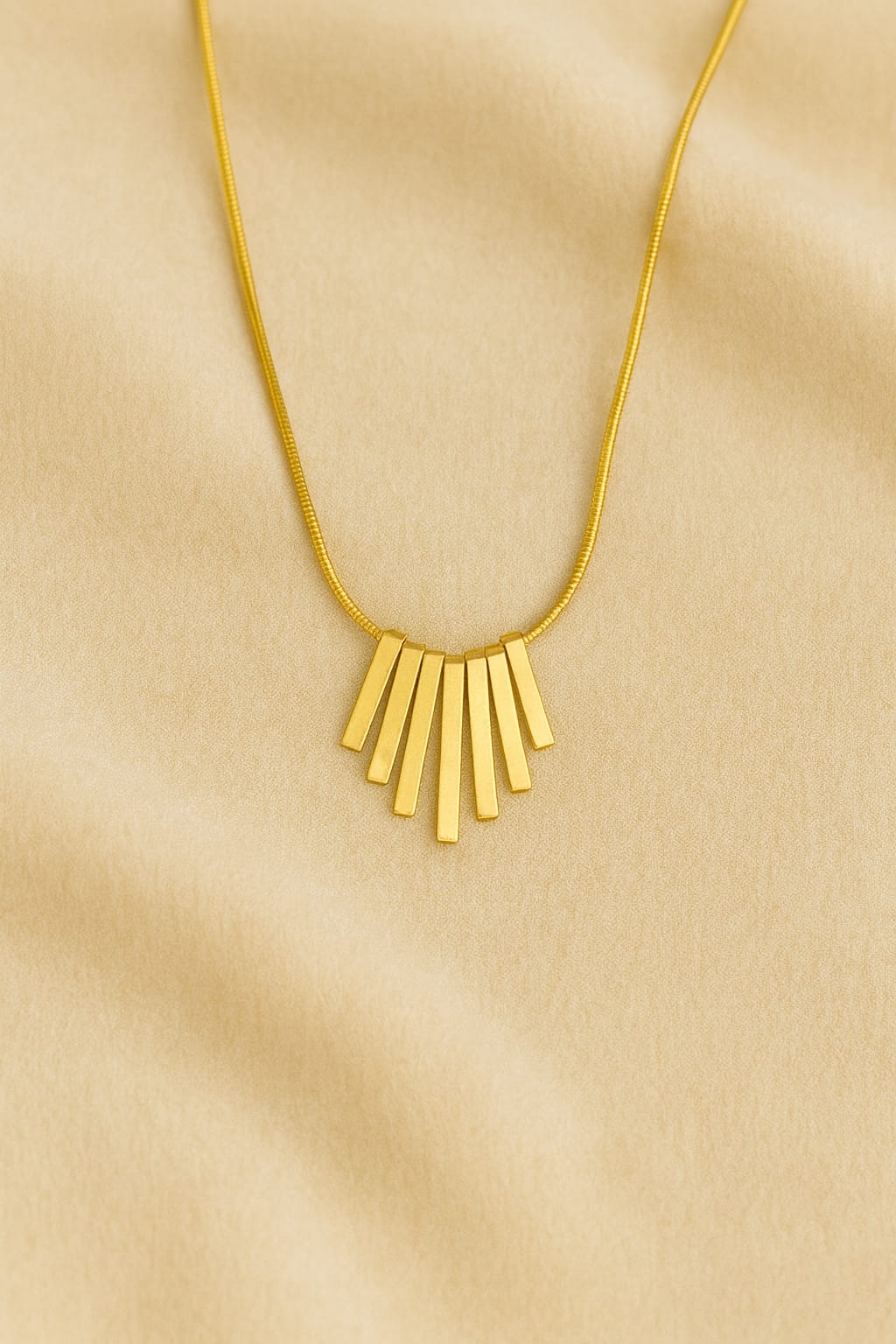 Ray Bar Necklace