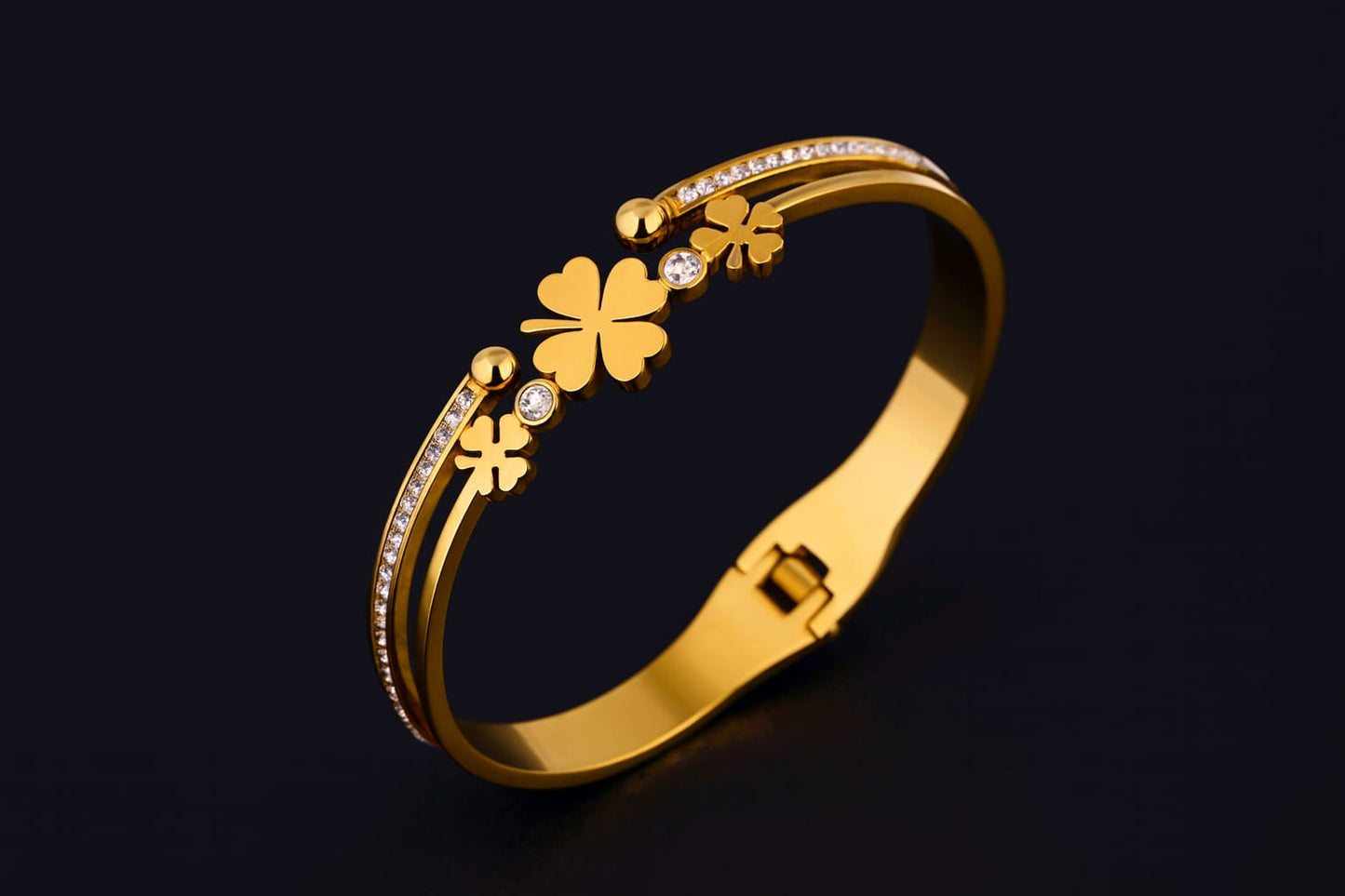 Clover Glow Bangle