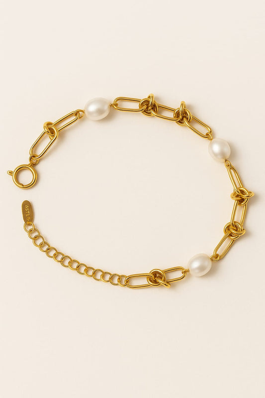 The Nova Link bracelet