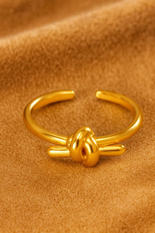 Knot Ring